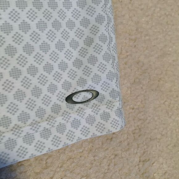 Oakley shorts - Picture 4 of 5